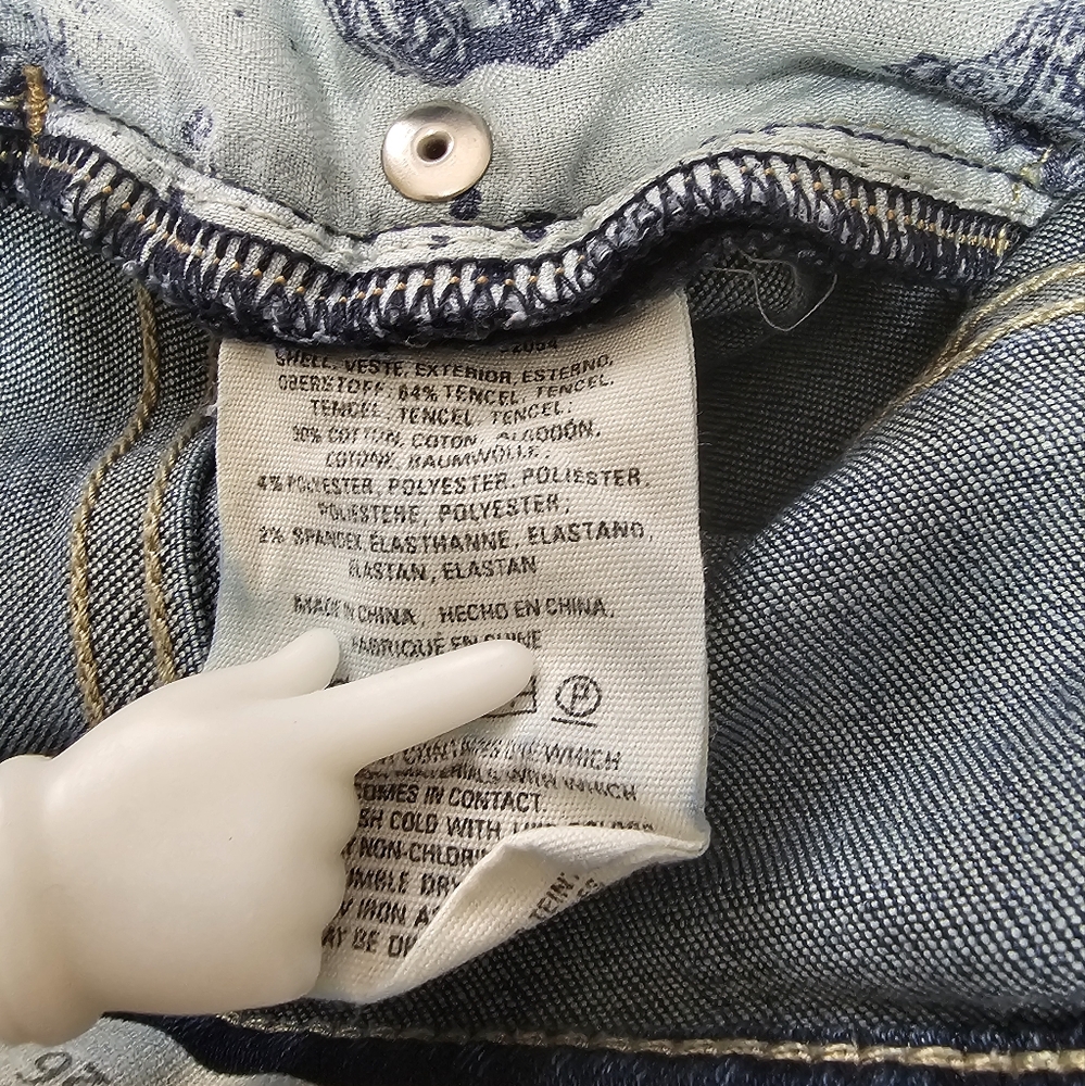 Anthropologie Pilcro and The Letterpress Superscript Cigarette Slim Jeans - Picture 7 of 7